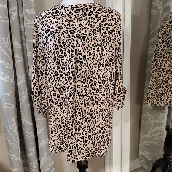 Maurices Cheetah Print Blouse - Picture 3 of 6